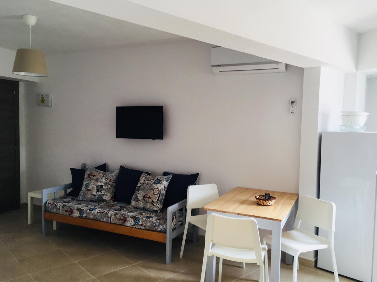 Apartamentos Calypso プンタ・ウンブリア エクステリア 写真